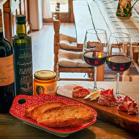 Podere Orzale Hospitality & Quarter Horses Bed & Breakfast Usigliano